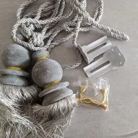 شرابه و گل میخ پرده