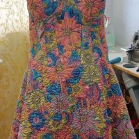 باکس|لباس|نشتارود, |دیوار