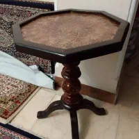 میز قلم‌زنی مس با پایه چوب هندی خاص و تک