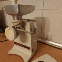 چرخ گوشت ناسیونال اصل ژاپن