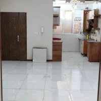 فروش آپارتمان ۷۵ متری ۲ خوابه همکف در کشاورز