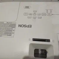 پروژکتور سالم به فروش میرسد