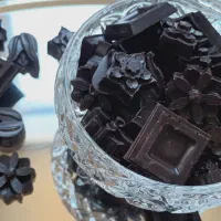 شکلات خونگی