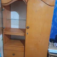 کمد چوبی