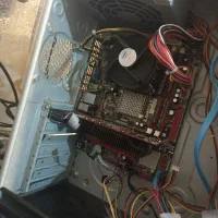 کیس ddr3 چهار هسته 8400 با گرافیک یه گیگ|رایانه رومیزی|تهران, تهرانسر شرقی|دیوار