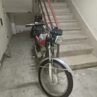 موتور سیکلت مدل ۹۰تک برگ سند