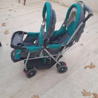 کالسکه دوقلو