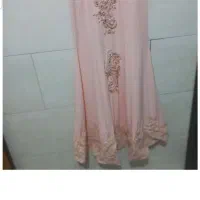 لباس مجلسی|لباس|کاشان, ولیعصر|دیوار