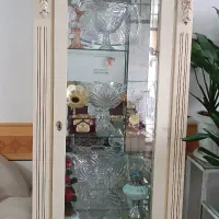 بوفه ی سفید