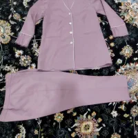 کت وشلوار ست|لباس|قم, بنیاد|دیوار