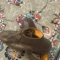 فروش کفش دسته دوم در حد مدل(Charles Jourdan )