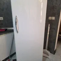 یخچال پارس نو و تمیز