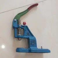 دستگاه پرس دکمه پگاه