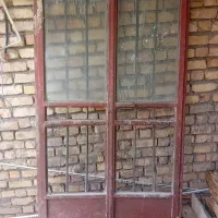 فروش دوعدد در آهنی ویه عدد پنجره آلمینیومی کیلویی