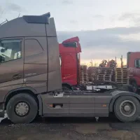 کشنده ولوو ۵۰۰|خودرو سنگین|بازرگان, |دیوار