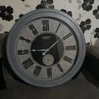 ساعت گرد بزرگ