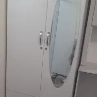 کمد آینه دار بی خط و خش و کاملا سالم