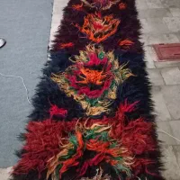 قالی دست باف با قدمت ۳۳ سال