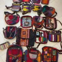 تعدادی کیف رو دوشی
