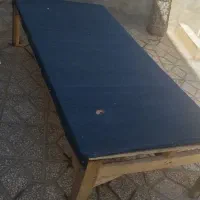 تخت خواب چوبی