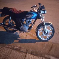 موتورسکلیت معاوصه بااستارتی پول بالاش میدم
