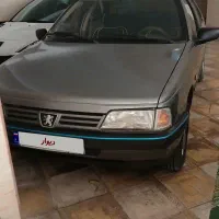 ۴۰۵ پژو ماشین نقره‌ای