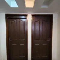 درب سرویس حمام و‌توالت