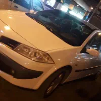 مگان ۹۰ اتوماتیک ۲۰۰۰