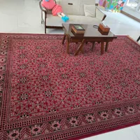 فرش ۹ متری کاملا سالم
