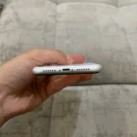 آیفون xr سری m باتری ۸۲ درصد تک سیم ۶۴ گیگ|موبایل|فلاورجان, |دیوار