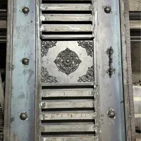 ساخت انواع درب آهنی کم درب و حفاظ ،نصب والپست