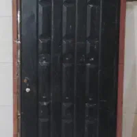 درب حیاط و انبار تک لت یا دروازه