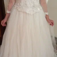 لباس|لباس|نیشابور, مسکن مهر نور|دیوار