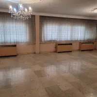 آپارتمان (قدرالسهم دار)با موقعیت نزدیک به ولیعصر