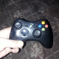 دسته بازی ایکس باکس ۳۶۰ و کابل تصور وصدا