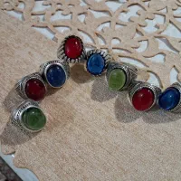 تعدادی انگشتر