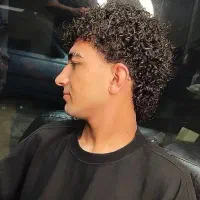 فر شش ماهه