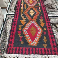 گلیم دست بافت استفاده نشده قدمت خیلی قدیمی دارد