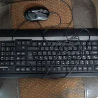 یک عدد کیبورد یک عدد موس