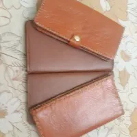 4عدد کیف پول 2 تا چرم طبیعی اصل 2 تا چرم مصنوعی