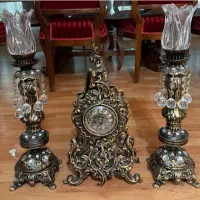 شمعدان و ساعت رومیزی