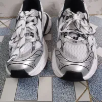 کتانی اسپرت|کیف، کفش، کمربند|اراک, |دیوار