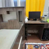فروش تخت یک نفره و میز کامپیوتر
