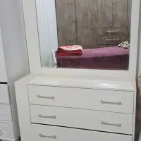 میز آرایشی|مبلمان خانگی و میز عسلی|اندیمشک, |دیوار