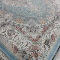 یک  قالی ۱۲متری سنگین وزن