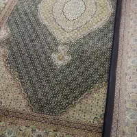 دو تخته فرش ماشینی شش متر و چند قلم وسایل|فرش|تبریز, |دیوار