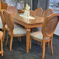 میز غذاخوری پلیمری