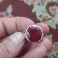 انگشتر نقره یاقوت