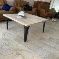 میز ، اینه، لوستر