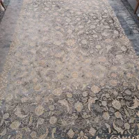 فرش ۷۰۰ شانه ۹ متری سورنا کاشان مدل افشان